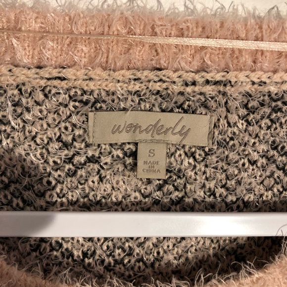 Wonderly Pink Leopard Print Fuzzy Super Soft Sweater Small - Picture 2 of 5